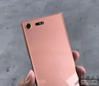 سونی Xperia XZ Premium با حافظهٔ ۶۴ گیگابایت