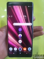 سونی Xperia XZs با حافظهٔ ۶۴ گیگابایت