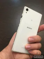 سونی Xperia XZ2 با حافظهٔ ۶۴ گیگابایت